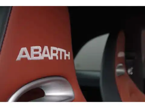 カタログ画像：アバルト５９５ （ABARTH 595） ツーリズモ ＭＴリミテッド 2018年4月 ABA-31214T 1400cc グリージョトロフェオ 燃費13.0km / l 内装