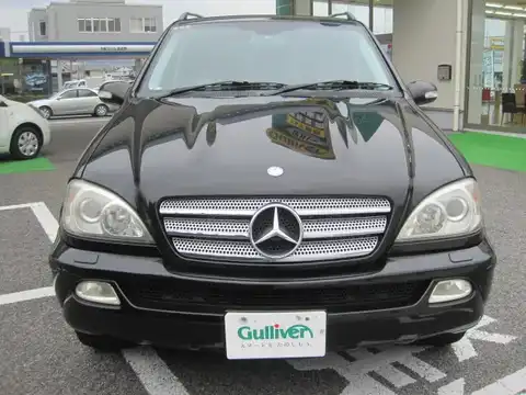 カタログ画像：Ｍクラス （M-CLASS） ＭＬ３５０スペシャルエディション 2004年10月 GH-163157 3700cc オブシディアンブラック（Ｍ） 燃費6.9km / l フロント