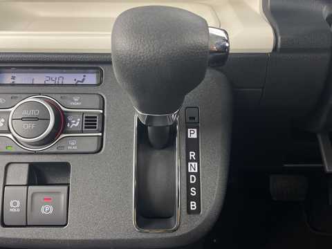 カタログ画像：ムーヴキャンバス （MOVE CANBUS） セオリーＧ 2025年6月 5BA-LA850S 660cc サンドベージュメタリック 燃費22.9km / l 内装