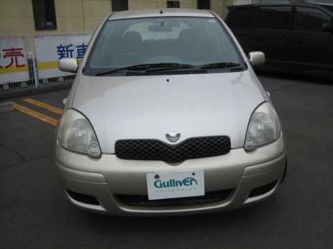 カタログ画像：ヴィッツ （VITZ） Ｆ 2002年8月 UA-SCP10 1000cc 燃費21.5km / l フロント