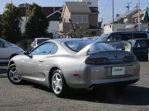 カタログ画像：スープラ （SUPRA） ＳＺ－Ｒ 2001年9月 GF-JZA80 3000cc シルバーメタリックグラファイト 燃費8.7km / l バック