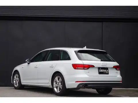 カタログ画像：Ａ４アバント （A4 AVANT） １．４ＴＦＳＩ １ｓｔエディション 2016年10月 ABA-8WCVN 1400cc グレイシアホワイトメタリック 燃費16.6km / l バック