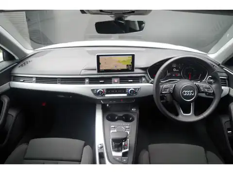 カタログ画像：Ａ４アバント （A4 AVANT） １．４ＴＦＳＩ １ｓｔエディション 2016年10月 ABA-8WCVN 1400cc グレイシアホワイトメタリック 燃費16.6km / l 内装