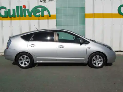 カタログ画像：プリウス （PRIUS） Ｓスタンダードパッケージ 2007年2月 DAA-NHW20 1500cc シルバーメタリック 燃費35.5km / l 外装