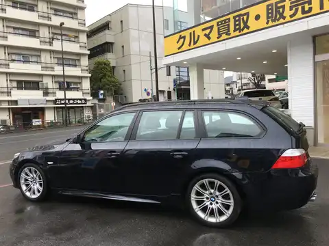 カタログ画像：５シリーズ （5 SERIES） ５２５ｉツーリング Ｍスポーツパッケージ 2008年1月 ABA-PU25 2500cc 燃費8.5km / l 外装