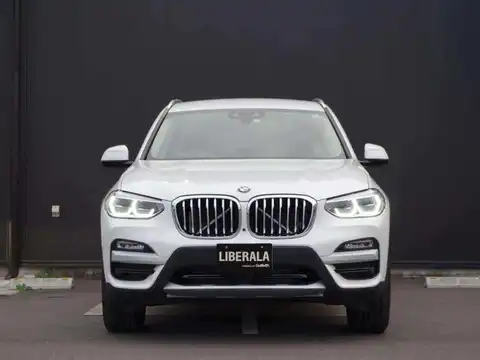 カタログ画像：Ｘ３ （X3） ｘＤｒｉｖｅ ２０ｄ Ｘライン 2019年1月 LDA-TX20 2000cc ミネラル・ホワイト（メタリック・カラー） 燃費17.0km / l フロント