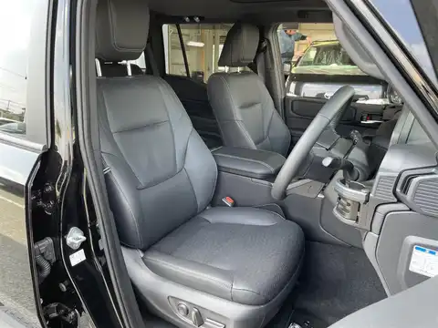 カタログ画像：ランドクルーザー２５０ （LAND CRUISER 250） ＶＸ 2024年4月 3DA-GDJ250W 2800cc ブラック 燃費11.0km / l メイン