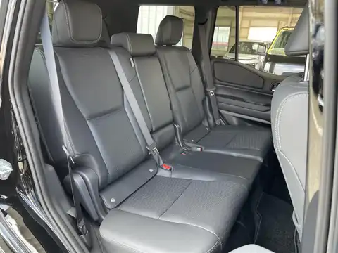 カタログ画像：ランドクルーザー２５０ （LAND CRUISER 250） ＶＸ 2024年4月 3DA-GDJ250W 2800cc ブラック 燃費11.0km / l バック