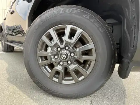 カタログ画像：ランドクルーザー２５０ （LAND CRUISER 250） ＶＸ 2024年4月 3DA-GDJ250W 2800cc ブラック 燃費11.0km / l タイヤ