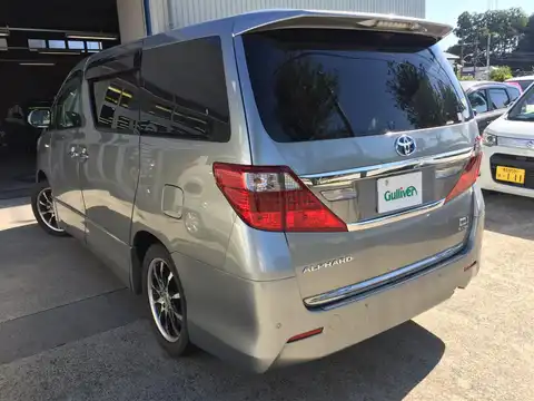 カタログ画像：アルファードハイブリッド （ALPHARD HYBRID） ハイブリッドＳＲ サイドリフトアップシート装着車 2014年4月 DAA-ATH20W 2400cc グレーメタリック 燃費16.2km / l バック