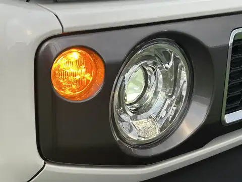 カタログ画像：ジムニー （JIMNY） ＸＧ 2025年11月 3BA-JB64W 660cc 燃費14.3km / l メイン