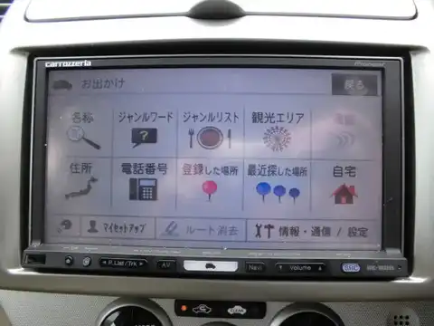 カタログ画像：ノート （NOTE） １５Ｇ 2010年12月 DBA-E11 1500cc ブリリアントシルバー（Ｍ） 燃費18.0km / l 内装