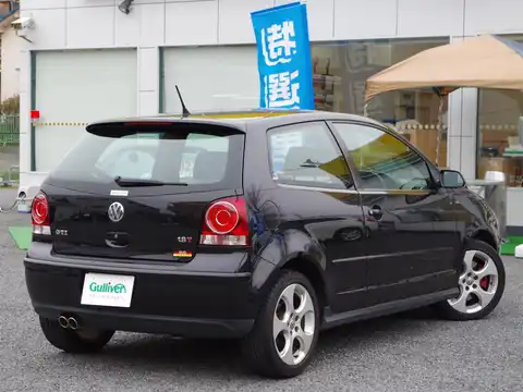 カタログ画像：ポロ （POLO） ＧＴＩ 2007年9月 ABA-9NBJX 1800cc ブラックマジックパールエフェクト 燃費13.2km / l バック