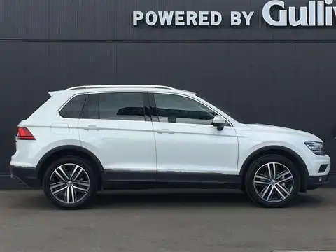 カタログ画像：ティグアン （TIGUAN） ＴＳＩ ハイライン 2020年5月 ABA-5NCZD 1400cc ピュアホワイト 燃費13.0km / l 外装