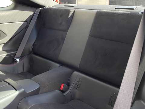 カタログ画像：ＧＲ８６ （GR86） ＲＺ ４０ｔｈアニバーサリーリミテッド 2023年9月 3BA-ZN8 2400cc クリスタルホワイトパール 燃費11.9km / l 内装