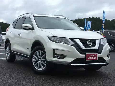 カタログ画像：エクストレイル （X-TRAIL） ２０Ｘ ハイブリッド 2017年6月 DAA-HT32 2000cc ブリリアントホワイトパール（３Ｐ） 燃費20.8km / l メイン（その他）