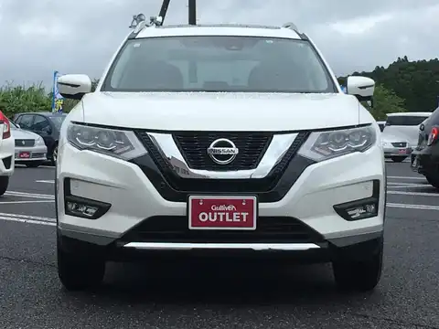 カタログ画像：エクストレイル （X-TRAIL） ２０Ｘ ハイブリッド 2017年6月 DAA-HT32 2000cc ブリリアントホワイトパール（３Ｐ） 燃費20.8km / l フロント