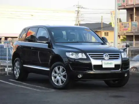 カタログ画像：トゥアレグ （TOUAREG） Ｖ６ ＣＤＣエアサスペンション装着車 2007年5月 ABA-7LBHKA 3600cc ブラックマジックパールエフェクト 燃費6.9km / l メイン（その他）