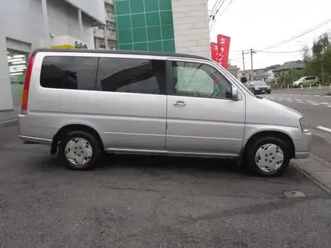 カタログ画像：ステップワゴン （STEPWAGON） デラクシー フィールドデッキ 回転対座シート 2000年8月 GF-RF1 2000cc ライトニングシルバー・メタリック 燃費10.6km / l 外装