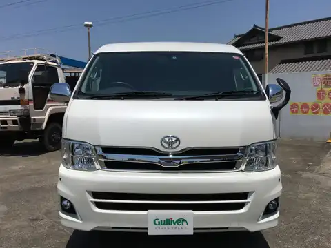 カタログ画像：レジアスエースバン （REGIUS ACE VAN） スーパーＧＬ 2012年5月 LDF-KDH211K 3000cc ホワイトパールクリスタルシャイン 燃費10.6km / l フロント