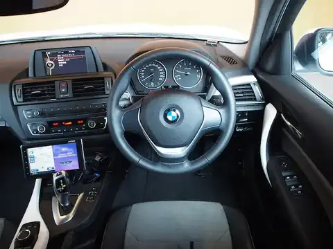 ＢＭＷ,１シリーズ,１２０ｉ スタイル,2011年9月