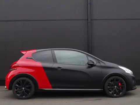 カタログ画像：２０８ （208） ＧＴｉ ｂｙプジョースポーツ 2015年10月 ABA-A9X5G04 1600cc クープ・フランシュ 燃費15.6km / l 外装