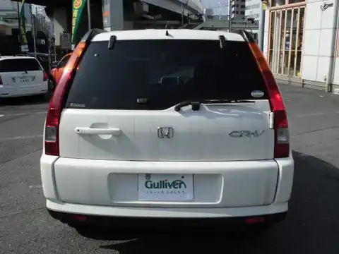 カタログ画像：ＣＲ－Ｖ （CR-V） フルマークｉＬ 2002年10月 LA-RD4 2000cc プレミアムホワイト・パール 燃費13.4km / l バック