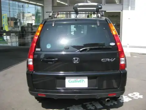 カタログ画像：ＣＲ－Ｖ （CR-V） フルマークｉＬ 2002年10月 LA-RD5 2000cc ナイトホークブラック・パール 燃費13.0km / l バック