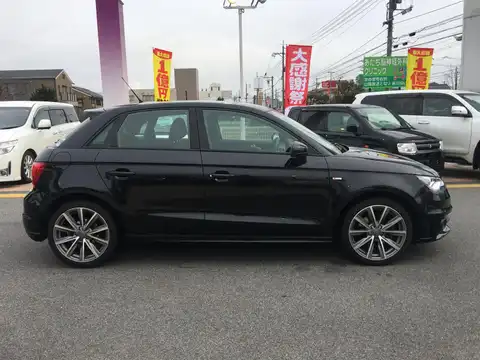 カタログ画像：Ａ１スポーツバック （A1 SPORTBACK） アドマイアードリミテッド 2013年10月 DBA-8XCAX 1400cc ファントムブラックパールエフェクト 燃費17.8km / l 外装