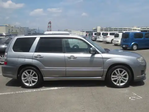 カタログ画像：フォレスター （FORESTER） クロススポーツ２．０Ｔ 2005年12月 TA-SG5 2000cc 燃費12.2km / l 外装