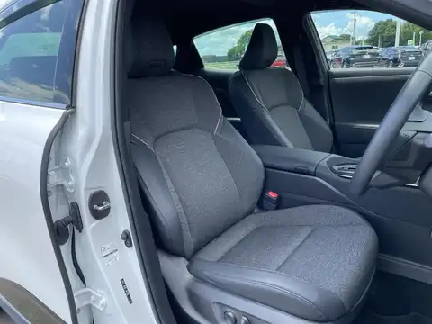 カタログ画像：クラウンクロスオーバー （CROWN CROSSOVER） ＲＳアドバンスド・ザ リミテッド－マットメタル 2023年12月 5AA-TZSH35 2400cc 燃費15.7km / l フロント