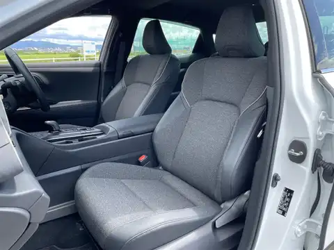 カタログ画像：クラウンクロスオーバー （CROWN CROSSOVER） ＲＳアドバンスド・ザ リミテッド－マットメタル 2023年12月 5AA-TZSH35 2400cc 燃費15.7km / l フロント