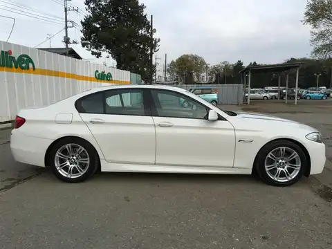 カタログ画像：５シリーズ （5 SERIES） ５２３ｉ Ｍスポーツパッケージ 2011年10月 DBA-XG20 2000cc 燃費14.2km / l 外装