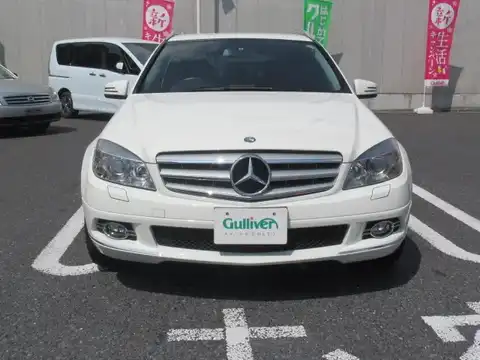 カタログ画像：Ｃクラスステーションワゴン （C-CLASS STATIONWAGON） Ｃ２００ ＣＧＩブルーエフィシェンシー ステーションワゴン アバンギャルド 2010年2月 DBA-204248 1800cc カルサイトホワイト 燃費11.6km / l フロント