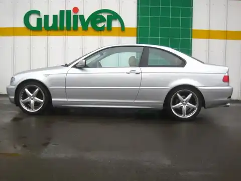 カタログ画像：３シリーズ （3 SERIES） ３１８Ｃｉ 2004年4月 GH-AY20 2000cc スチールブルー（メタリックカラー）orチタン・シルバー（メタリックカラー） 燃費10.8km / l 外装