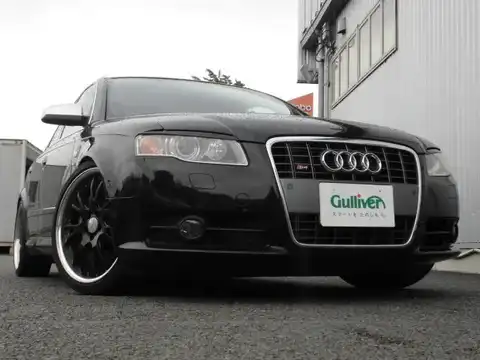 カタログ画像：Ｓ４アバント （S4 AVANT） ベースグレード 2008年1月 ABA-8EBBKF 4200cc ファントムブラックパールエフェクト 燃費6.6km / l メイン（その他）