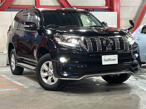 カタログ画像：ランドクルーザープラド （LAND CRUISER PRADO） ＴＸ 2022年8月 3BA-TRJ150W 2700cc ブラックorアティチュードブラックマイカ 燃費8.3km / l メイン（その他）