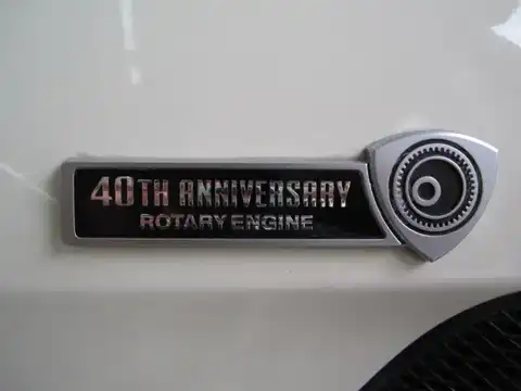 カタログ画像：ＲＸ－８ （RX-8） ロータリーエンジン４０周年記念車 2007年8月 ABA-SE3P 1400cc マーブルホワイト 燃費9.4km / l 外装