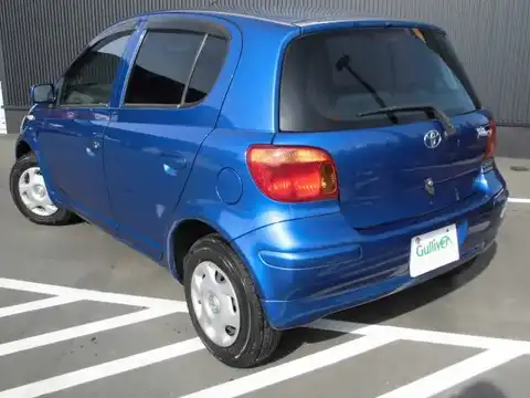 カタログ画像：ヴィッツ （VITZ） Ｂ 2001年12月 UA-SCP10 1000cc ブルーメタリック 燃費19.6km / l バック