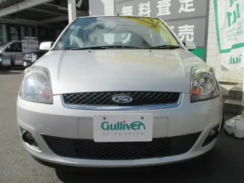 カタログ画像：フィエスタ （FIESTA） ＧＨＩＡ 2006年3月 GH-WF0FYJ 1600cc ムーンダストシルバー 燃費12.0km / l フロント