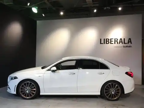 カタログ画像：Ａクラスセダン （A-CLASS SEDAN） Ａ２５０ ４マチック エディション１セダン 2019年7月 5BA-177147M 2000cc ポーラーホワイト 外装