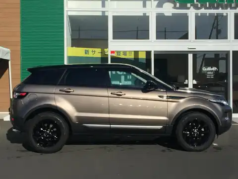 カタログ画像：レンジローバーイヴォーク （RANGE ROVER EVOQUE） ピュア 2015年4月 CBA-LV2A 2000cc スコシア・グレイorコリス・グレイorユーロン・ホワイトorカイコウラ・ストーン 燃費10.6km / l 外装