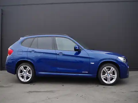 カタログ画像：Ｘ１ （X1） ｘＤｒｉｖｅ ２８ｉ Ｍスポーツパッケージ 2011年10月 DBA-VM20 2000cc 燃費11.8km / l 外装