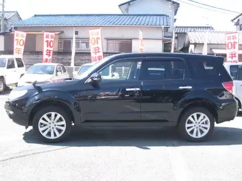 カタログ画像：フォレスター （FORESTER） ２．０ＸＳ プラチナセレクション 2011年8月 DBA-SHJ 2000cc オブシディアンブラック・パール 燃費15.0km / l 外装