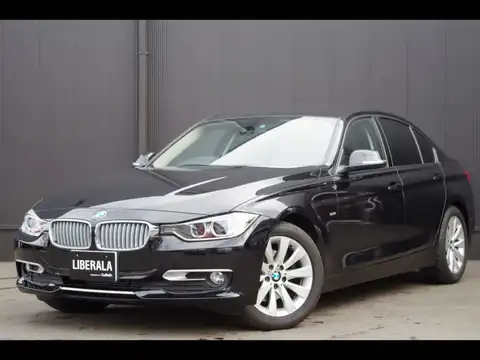 カタログ画像：３シリーズ （3 SERIES） ３２０ｄ モダン 2014年1月 LDA-3D20 2000cc ブラック・サファイア 燃費19.4km / l フロント