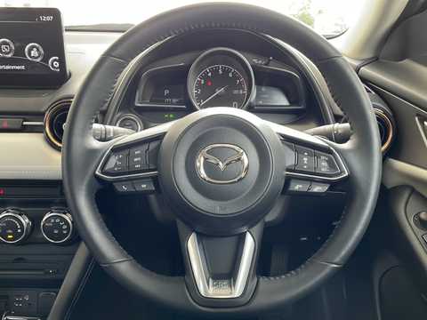 カタログ画像：ＣＸ－３ （CX-3） ＸＤ ツーリング 2022年4月 3DA-DK8FY 1800cc プラチナクォーツメタリック 燃費20.0km / l 内装