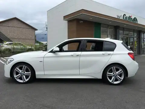 カタログ画像：１シリーズ （1 SERIES） １１６ｉ Ｍスポーツ 2013年8月 DBA-1A16 1600cc アルピン・ホワイトⅢ（ソリッド・カラー） 燃費16.6km / l 外装