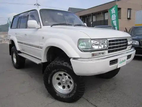 カタログ画像：ランドクルーザー８０ （LAND CRUISER 80） ワゴン ＶＸ 1995年1月 E-FZJ80G 4500cc ホワイト 燃費6.1km / l メイン