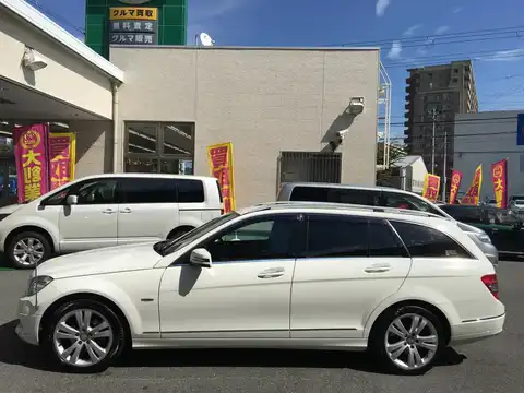 メルセデス・ベンツ,Ｃクラスステーションワゴン,Ｃ２５０ ＣＧＩブルーエフィシェンシー ステーションワゴン アバンギャルド,2009年8月