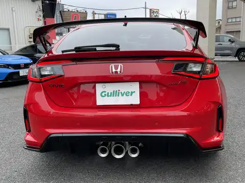カタログ画像：シビック （CIVIC） タイプＲ レーシングブラックパッケージ 2025年1月 6BA-FL5 2000cc フレームレッド 燃費12.5km / l バック